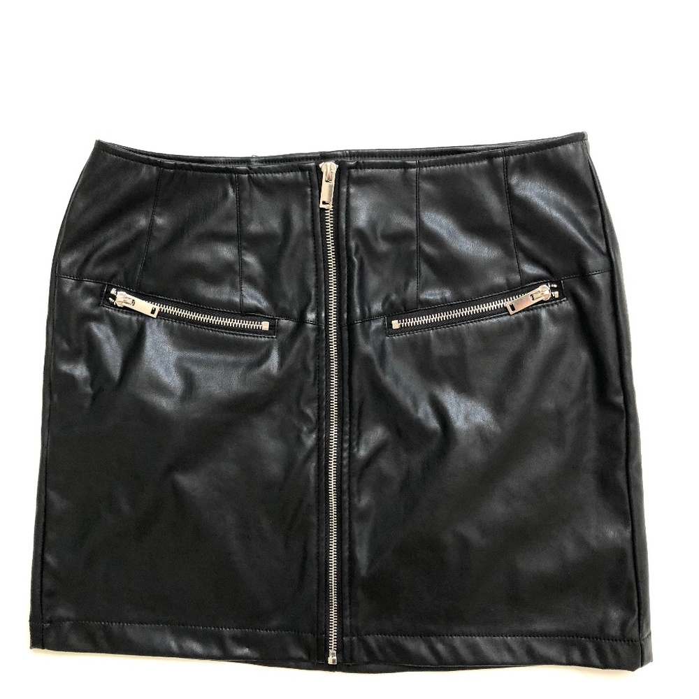 Ci Sono Faux Leather Mini Skirt with zippers size M